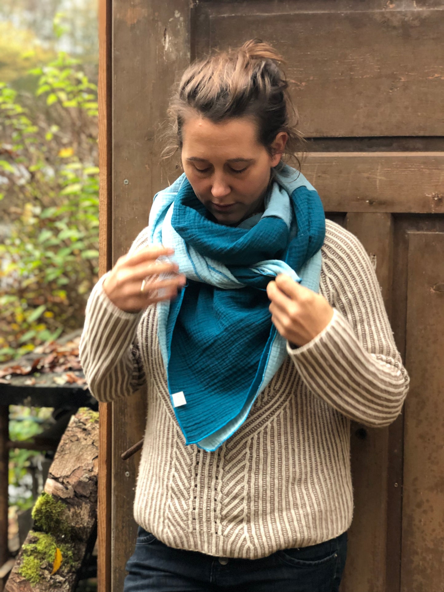 Halstuch Damen XXL aus Bio Musselin, 3 farbig petrol blau