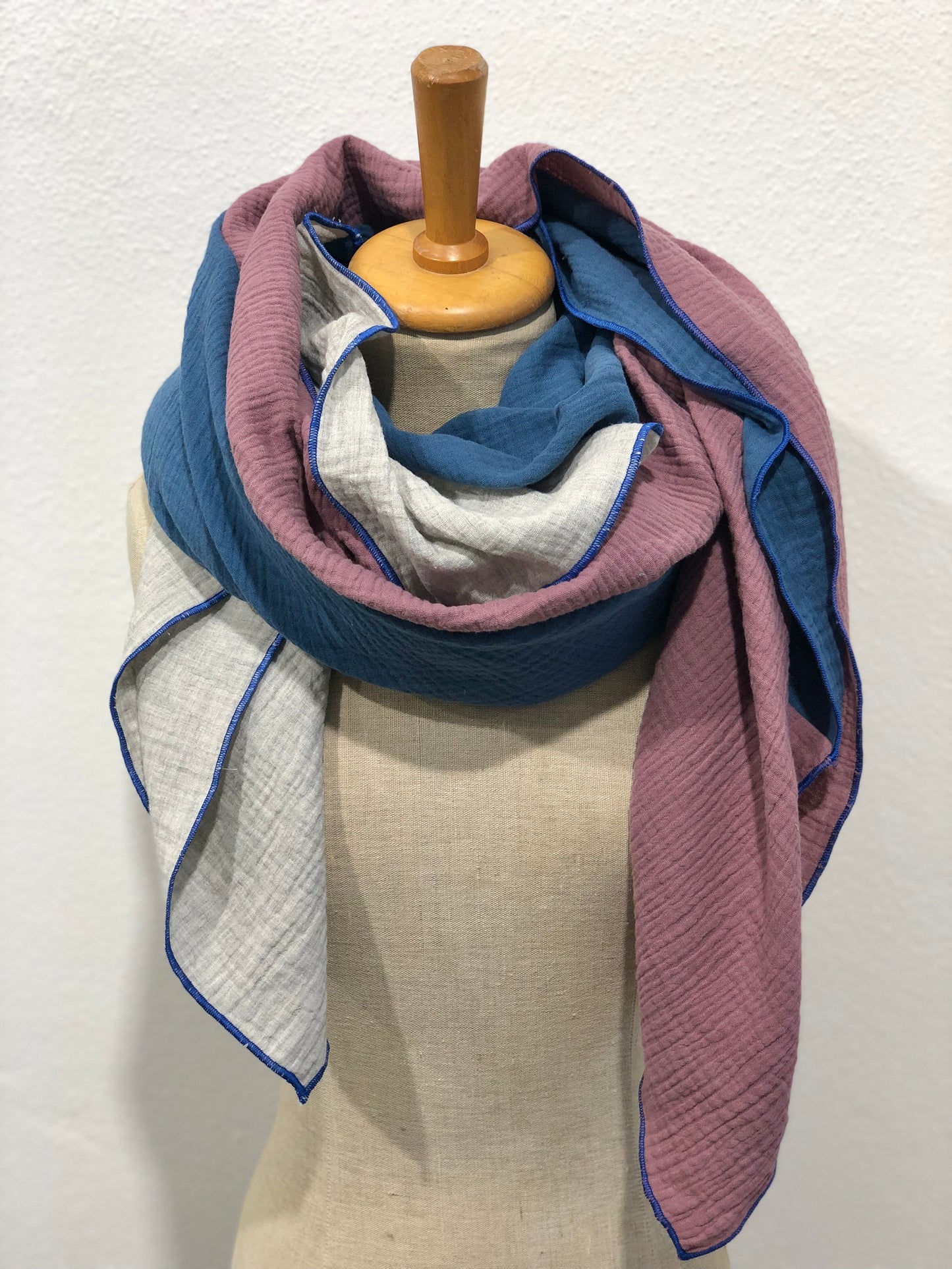 Halstuch XXL aus Bio Musselin, 3 farbig, blau grau Flieder