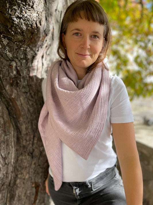 Dreieckstuch Flieder, Musselin mit Struktur, Melange Effekt