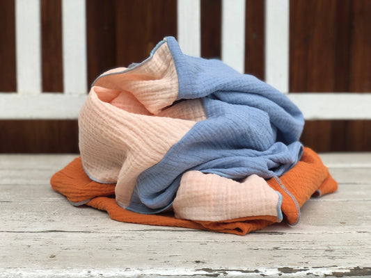 Halstuch XXL aus Bio Musselin, 3 farbig blau orange, bunt