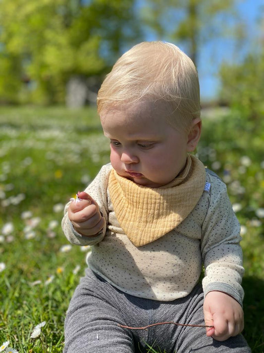 Lätzchen mit leicht melierter Struktur aus Bio Musselin für Baby und Kleinkinder, Spucktuch, Sabberlätzchen