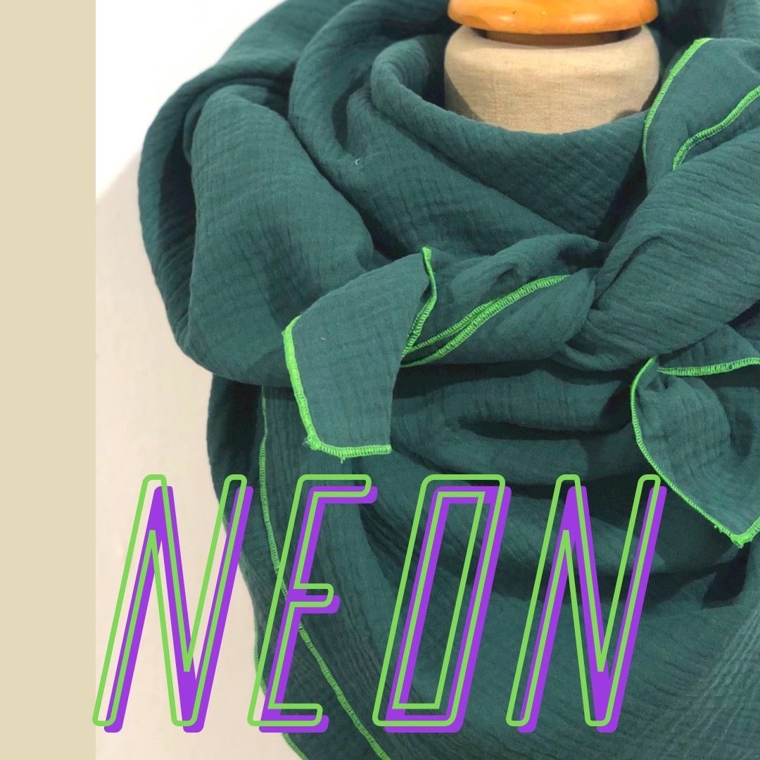 Halstuch oder Schal XXL aus Bio Musselin, Neon Grün