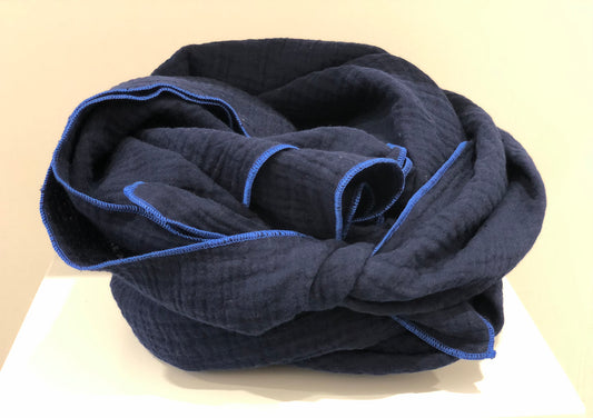 Halstuch oder Schal XXL aus Bio Musselin, Navy Blau