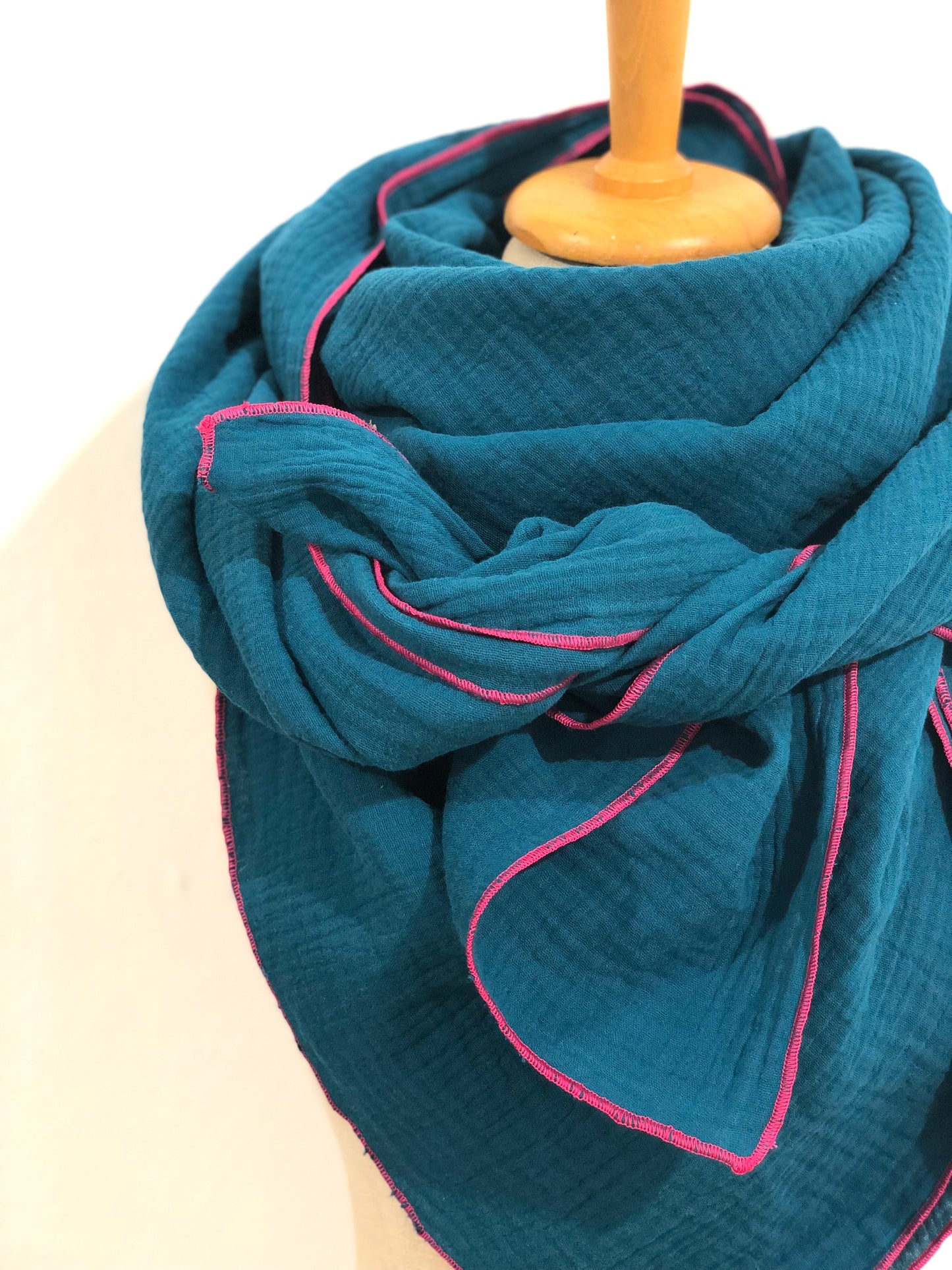 Schal Baby Babyschal Tuch Halstuch mit Schlitz Wolle blau